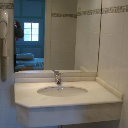 Hotel Pikassaria Sare