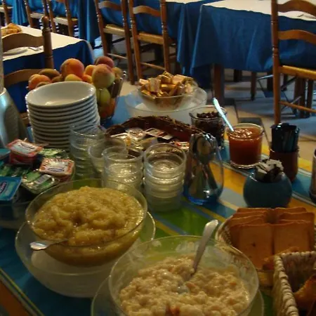 Pikassaria Hotel Sare