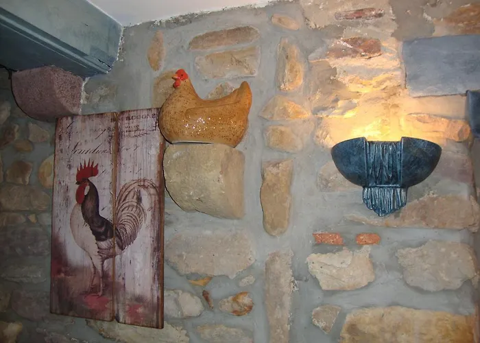 Hotel Pikassaria Sare