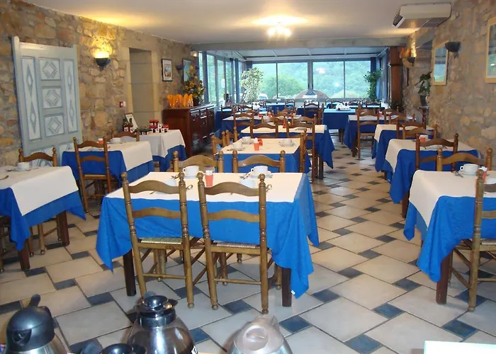 Hotel Pikassaria Sare